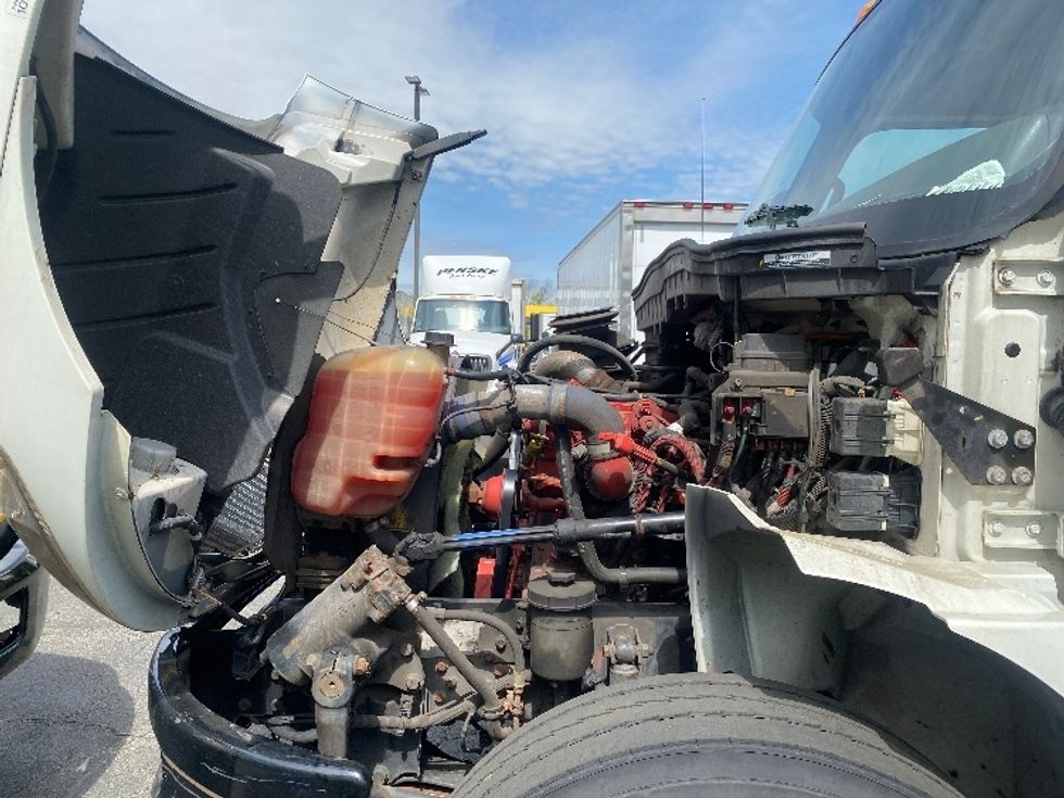 Medium Duty Box Truck-Light and Medium Duty Trucks-International-2020-MV607-Parsippany-NJ-94,739\n\t\tmiles-$ 56,250 - Image 24