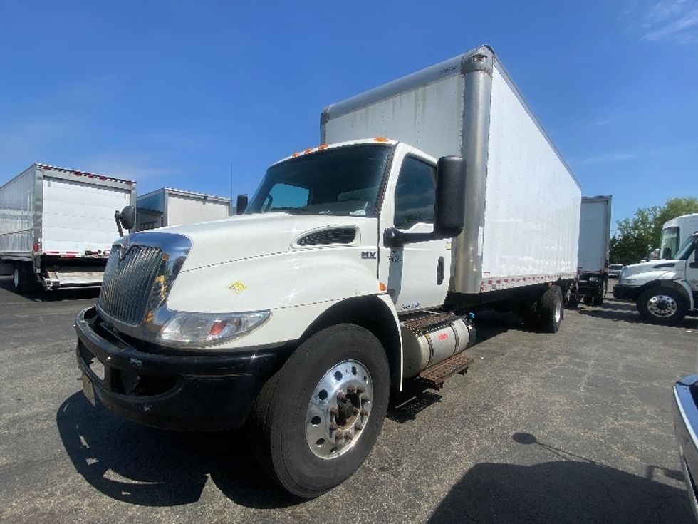 Medium Duty Box Truck-Light and Medium Duty Trucks-International-2020-MV607-Parsippany-NJ-94,739\n\t\tmiles-$ 56,250 - Image 3