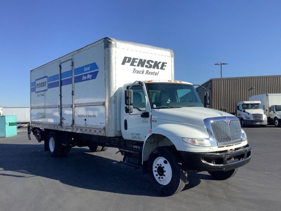 Medium Duty Box Truck-Light and Medium Duty Trucks-International-2020-MV607-Pasco-WA-114,883\n\t\tmiles-$ 54,000 - Image 1