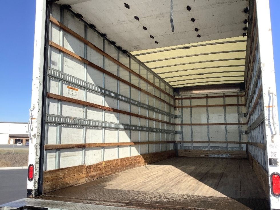 Medium Duty Box Truck-Light and Medium Duty Trucks-International-2020-MV607-Pasco-WA-114,883\n\t\tmiles-$ 54,000 - Image 11