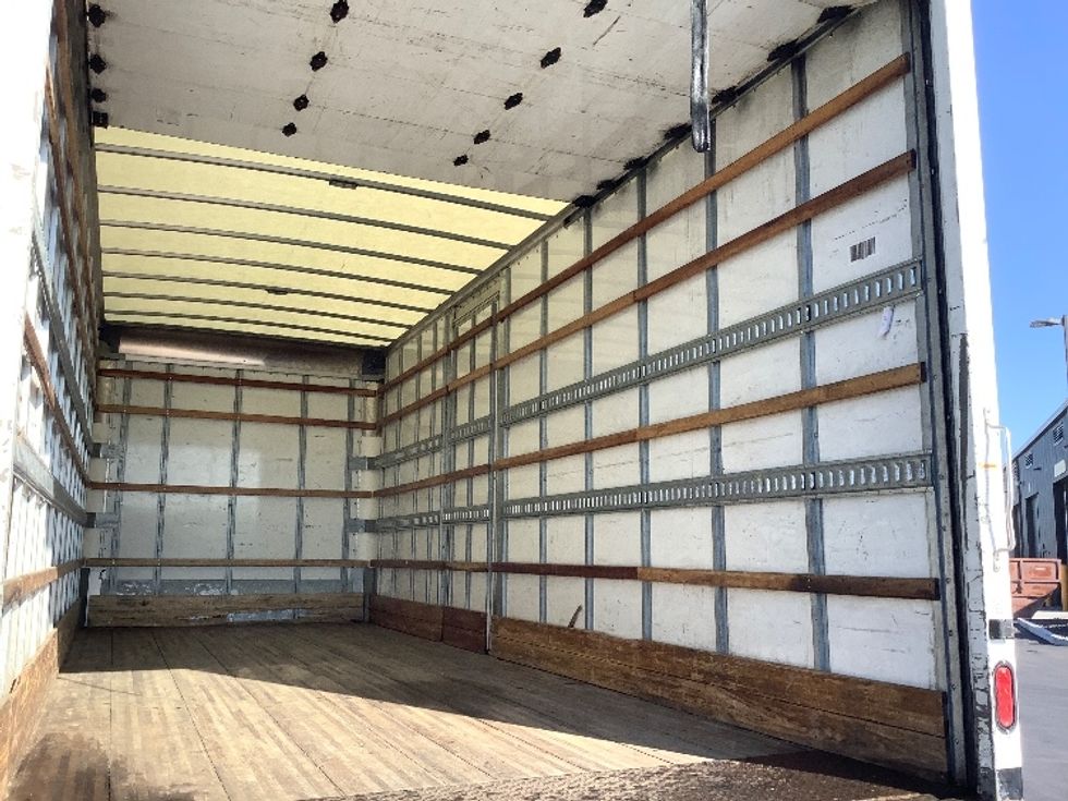 Medium Duty Box Truck-Light and Medium Duty Trucks-International-2020-MV607-Pasco-WA-114,883\n\t\tmiles-$ 54,000 - Image 12