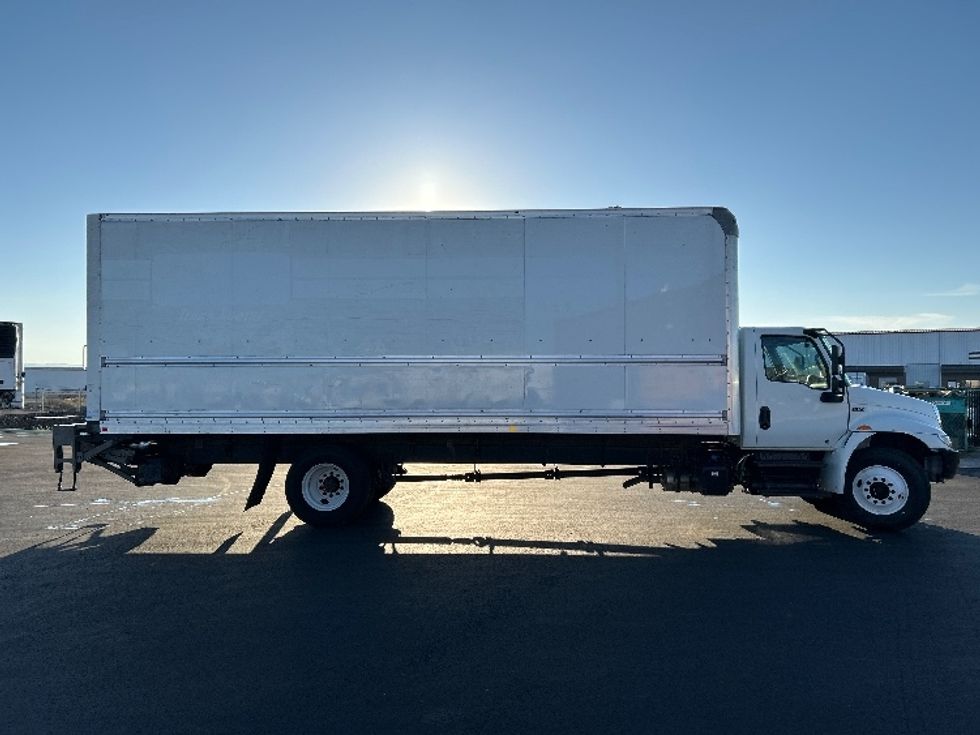 Medium Duty Box Truck-Light and Medium Duty Trucks-International-2020-MV607-Pasco-WA-164,940\n\t\tmiles-$ 53,250 - Image 15
