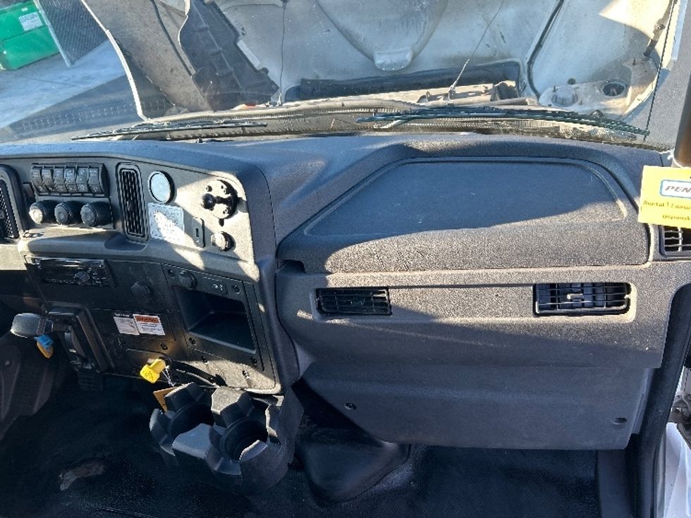 Medium Duty Box Truck-Light and Medium Duty Trucks-International-2020-MV607-Pasco-WA-164,940\n\t\tmiles-$ 53,250 - Image 21