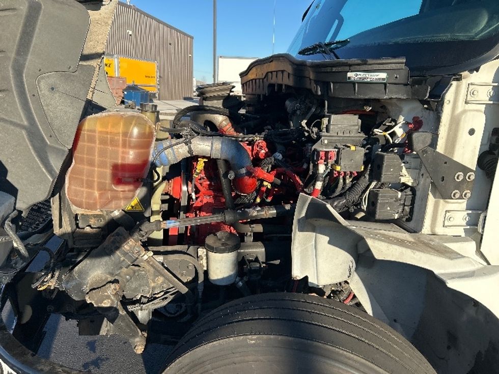 Medium Duty Box Truck-Light and Medium Duty Trucks-International-2020-MV607-Pasco-WA-164,940\n\t\tmiles-$ 53,250 - Image 24