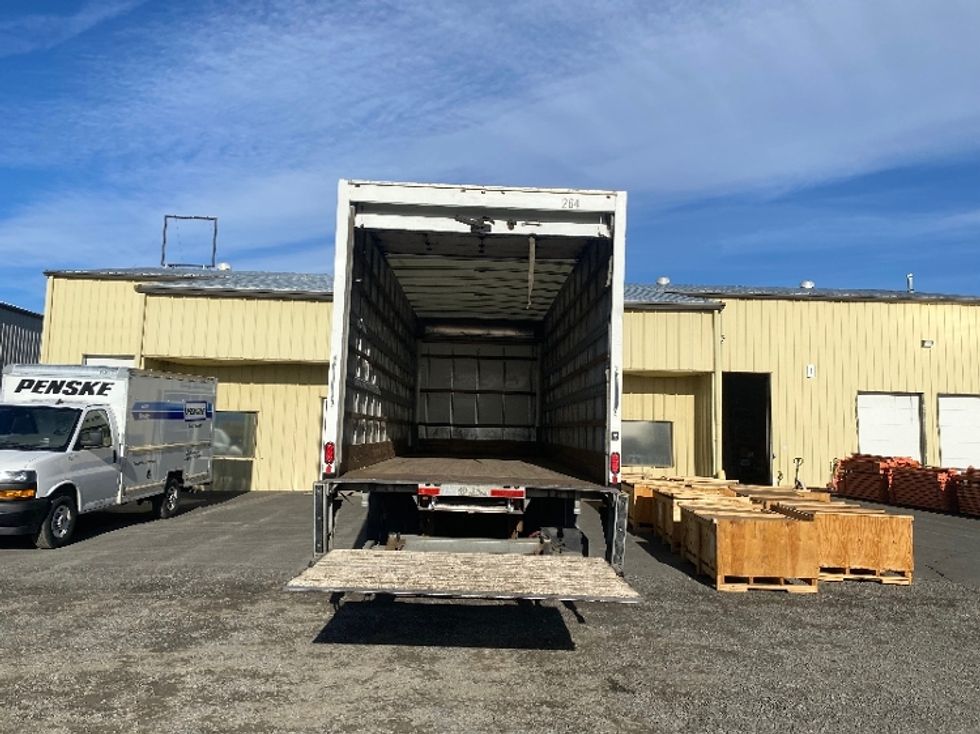 Medium Duty Box Truck-Light and Medium Duty Trucks-International-2020-MV607-Pasco-WA-164,940\n\t\tmiles-$ 53,250 - Image 9