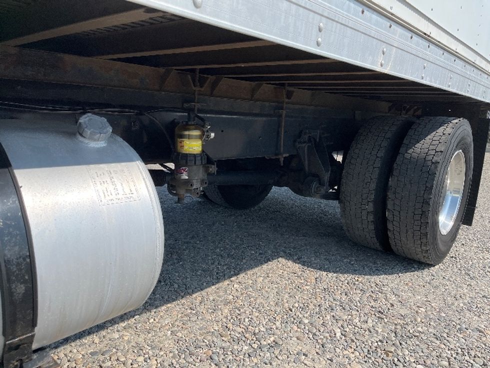 Medium Duty Box Truck-Light and Medium Duty Trucks-International-2020-MV607-Pasco-WA-181,368\n\t\tmiles-$ 39,500 - Image 5