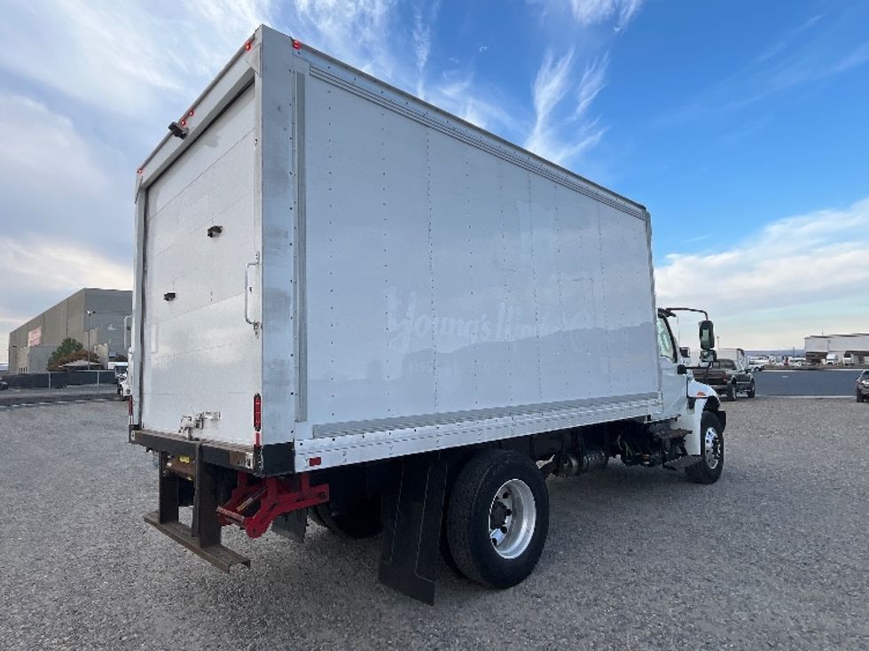Medium Duty Box Truck-Light and Medium Duty Trucks-International-2020-MV607-Pasco-WA-181,371\n\t\tmiles-$ 39,500 - Image 13