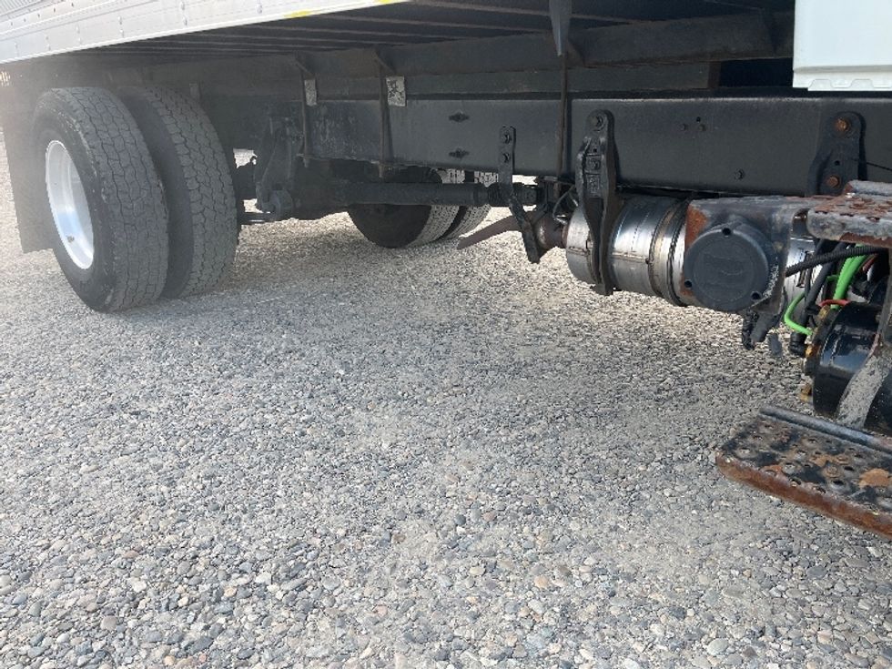 Medium Duty Box Truck-Light and Medium Duty Trucks-International-2020-MV607-Pasco-WA-181,371\n\t\tmiles-$ 39,500 - Image 14
