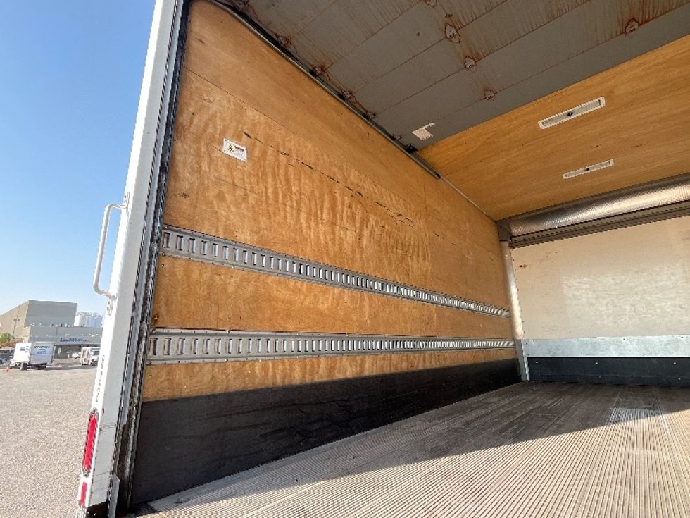 Medium Duty Box Truck-Light and Medium Duty Trucks-International-2020-MV607-Pasco-WA-195,606\n\t\tmiles-$ 39,250 - Image 11