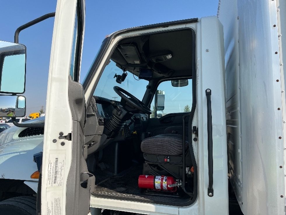 Medium Duty Box Truck-Light and Medium Duty Trucks-International-2020-MV607-Pasco-WA-195,606\n\t\tmiles-$ 39,250 - Image 16