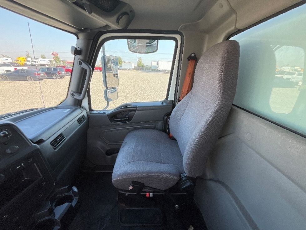 Medium Duty Box Truck-Light and Medium Duty Trucks-International-2020-MV607-Pasco-WA-195,606\n\t\tmiles-$ 39,250 - Image 19