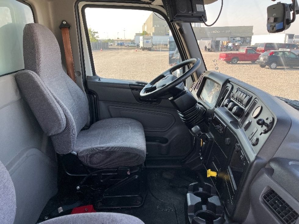 Medium Duty Box Truck-Light and Medium Duty Trucks-International-2020-MV607-Pasco-WA-195,606\n\t\tmiles-$ 39,250 - Image 22
