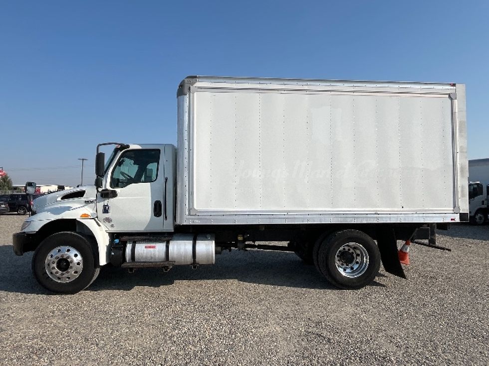 Medium Duty Box Truck-Light and Medium Duty Trucks-International-2020-MV607-Pasco-WA-195,606\n\t\tmiles-$ 39,250 - Image 4