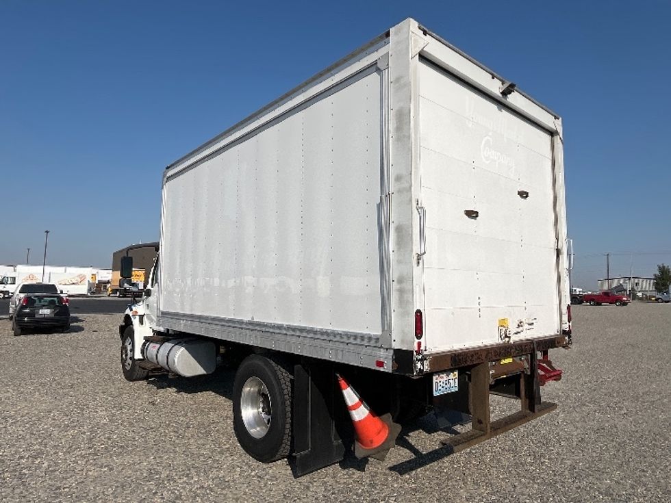 Medium Duty Box Truck-Light and Medium Duty Trucks-International-2020-MV607-Pasco-WA-231,648\n\t\tmiles-$ 34,250 - Image 6