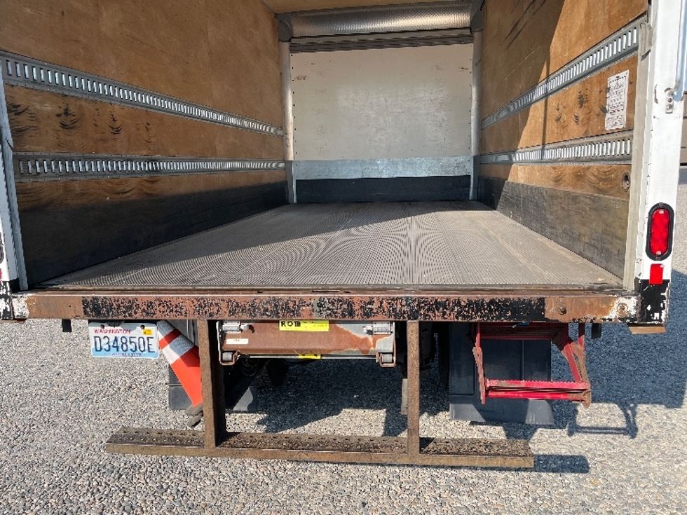 Medium Duty Box Truck-Light and Medium Duty Trucks-International-2020-MV607-Pasco-WA-231,648\n\t\tmiles-$ 34,250 - Image 9