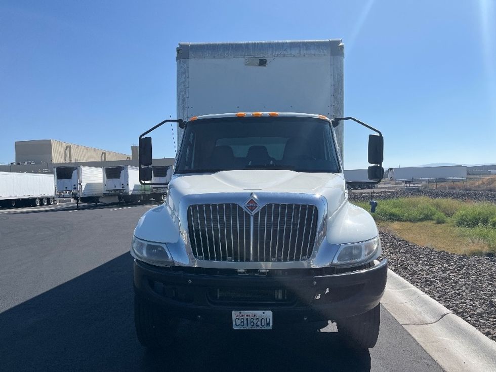 Medium Duty Box Truck-Light and Medium Duty Trucks-International-2020-MV607-Pasco-WA-326,322\n\t\tmiles-$ 21,750 - Image 2