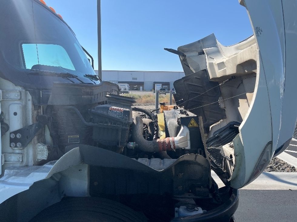 Medium Duty Box Truck-Light and Medium Duty Trucks-International-2020-MV607-Pasco-WA-326,322\n\t\tmiles-$ 21,750 - Image 22