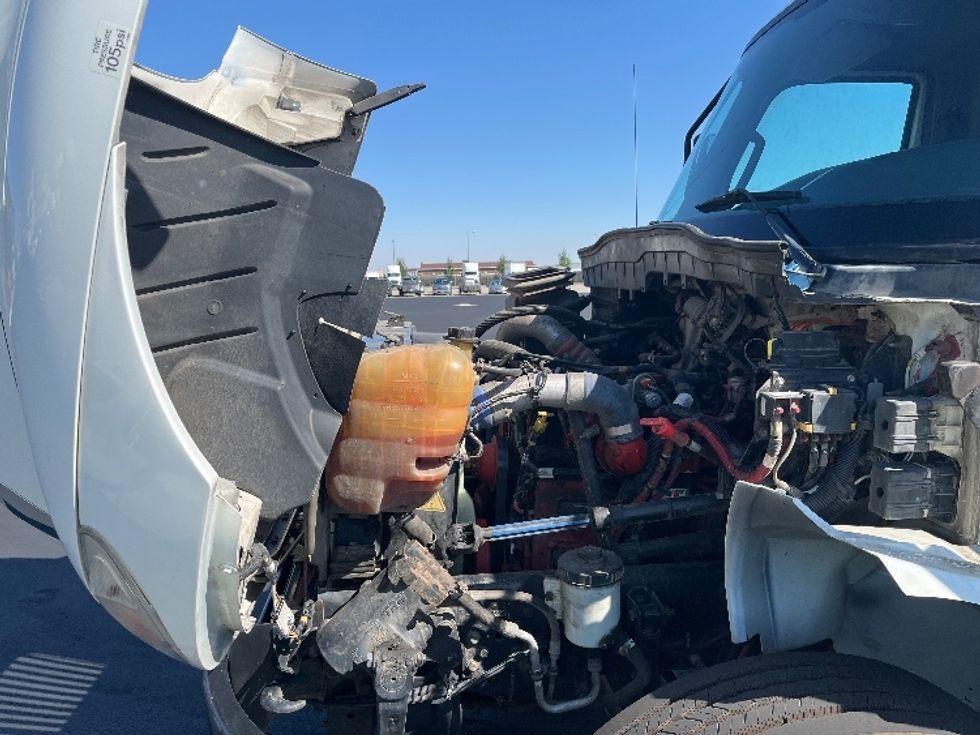 Medium Duty Box Truck-Light and Medium Duty Trucks-International-2020-MV607-Pasco-WA-326,322\n\t\tmiles-$ 21,750 - Image 23