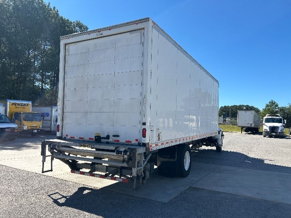 Medium Duty Box Truck-Light and Medium Duty Trucks-International-2020-MV607-Pell City-AL-152,050\n\t\tmiles-$ 63,000 - Image 13