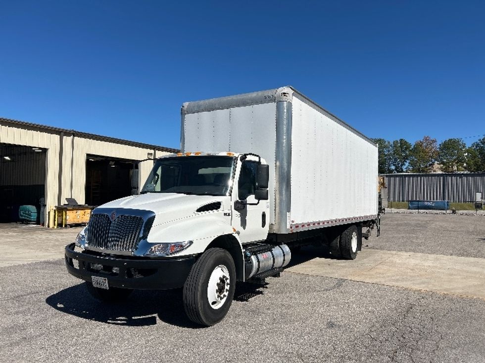 Medium Duty Box Truck-Light and Medium Duty Trucks-International-2020-MV607-Pell City-AL-152,050\n\t\tmiles-$ 63,000 - Image 3