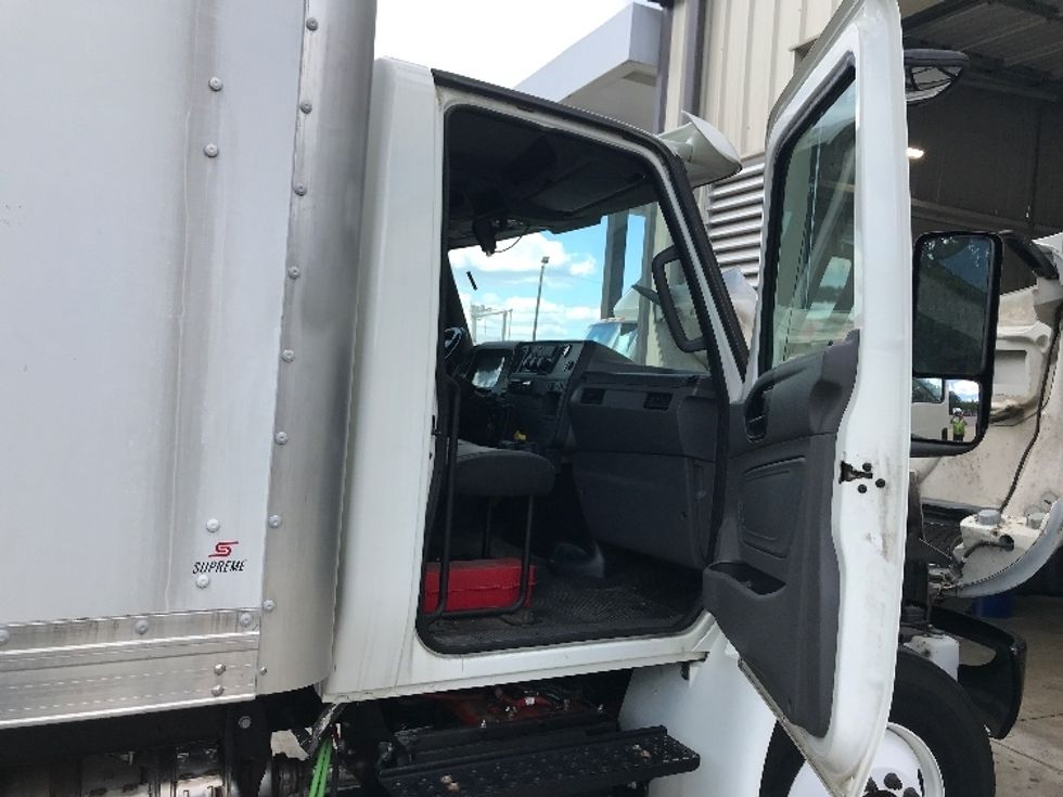 Medium Duty Box Truck-Light and Medium Duty Trucks-International-2020-MV607-Pell City-AL-4,723\n\t\tmiles-$ 67,750 - Image 20
