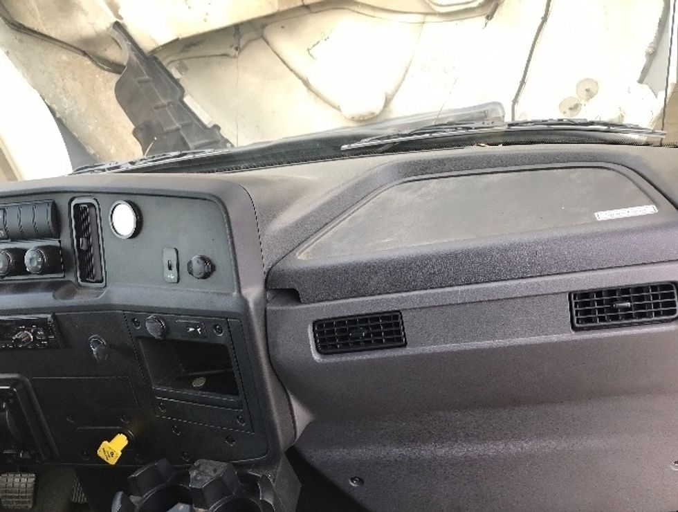 Medium Duty Box Truck-Light and Medium Duty Trucks-International-2020-MV607-Pell City-AL-4,723\n\t\tmiles-$ 67,750 - Image 21