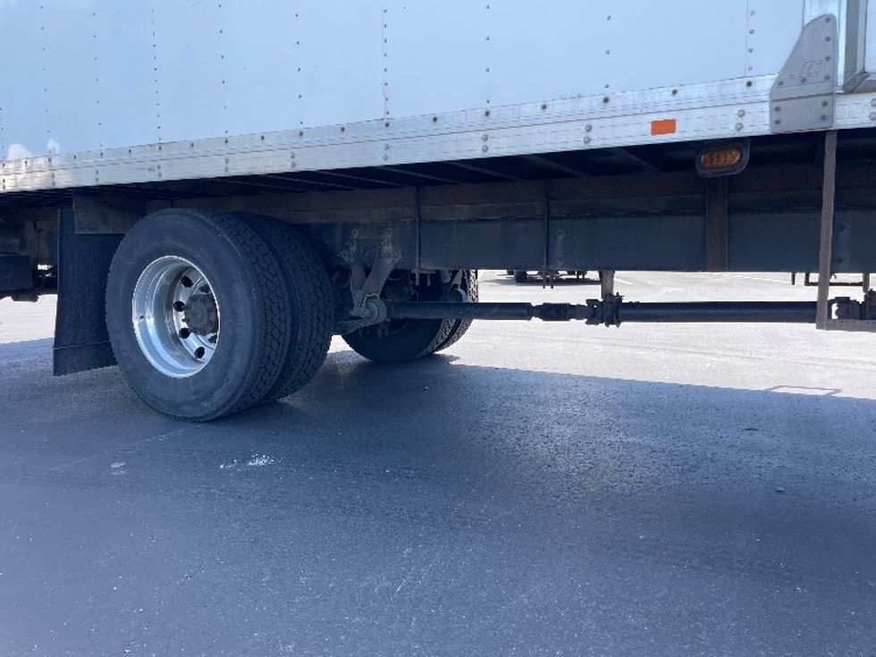 Medium Duty Box Truck-Light and Medium Duty Trucks-International-2020-MV607-Pennsauken-NJ-178,248\n\t\tmiles-$ 49,250 - Image 14