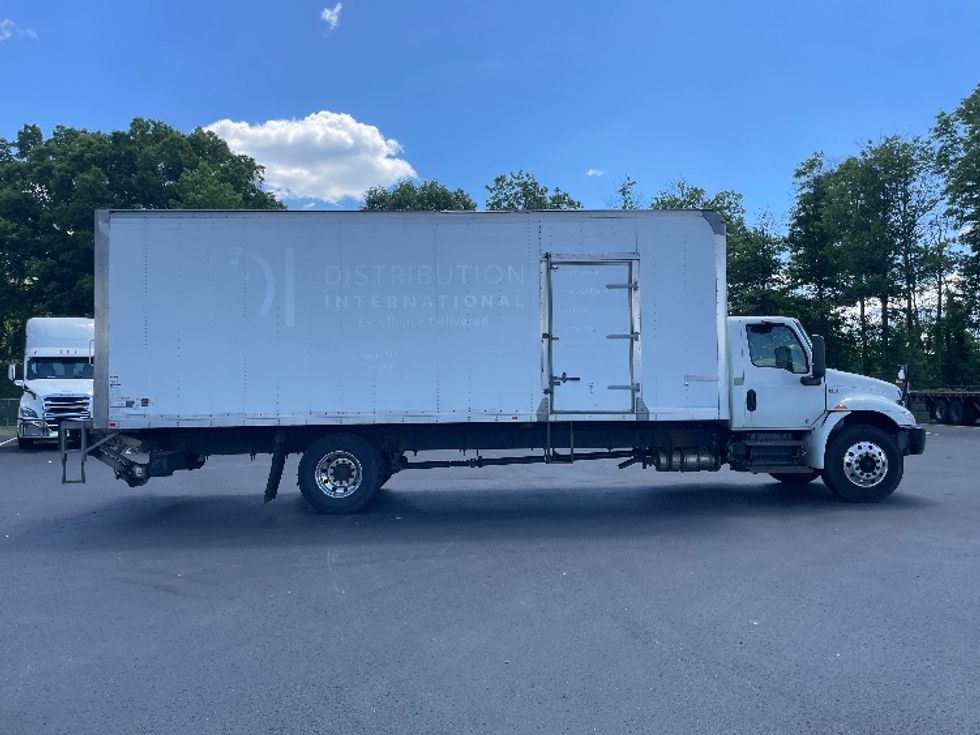Medium Duty Box Truck-Light and Medium Duty Trucks-International-2020-MV607-Pennsauken-NJ-178,248\n\t\tmiles-$ 49,250 - Image 15