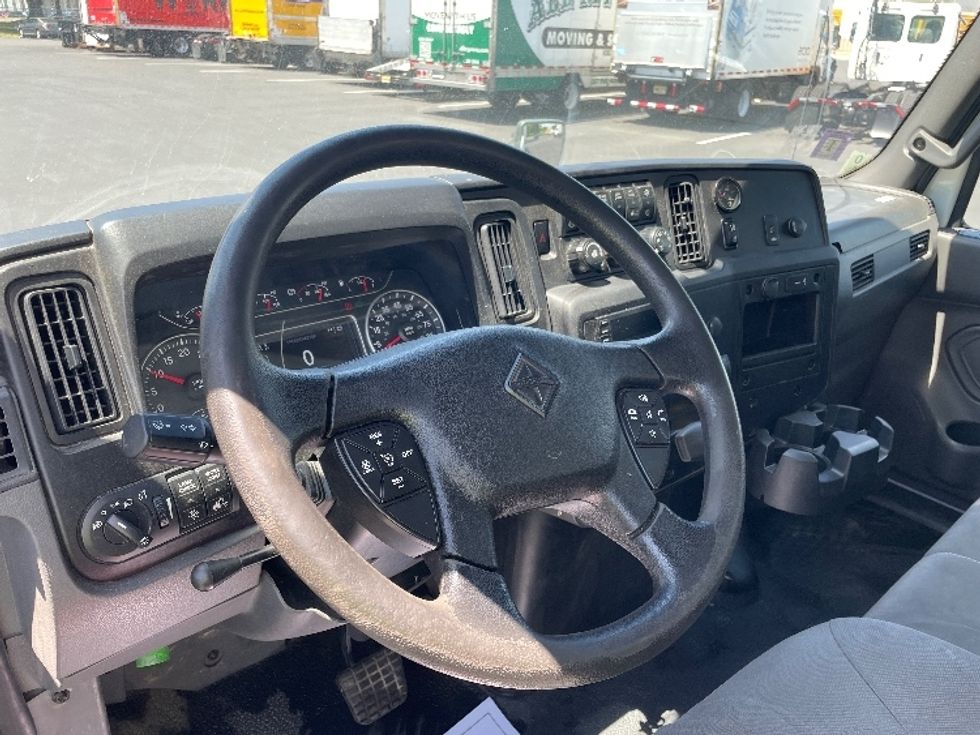 Medium Duty Box Truck-Light and Medium Duty Trucks-International-2020-MV607-Pennsauken-NJ-178,248\n\t\tmiles-$ 49,250 - Image 17