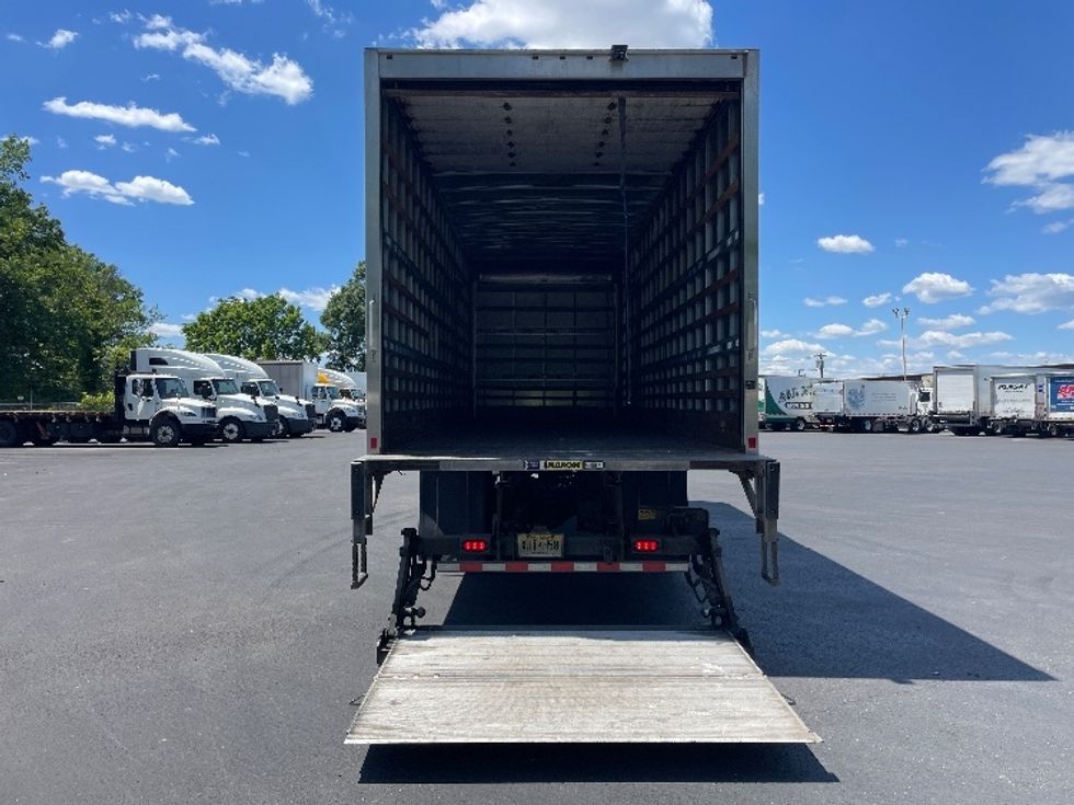 Medium Duty Box Truck-Light and Medium Duty Trucks-International-2020-MV607-Pennsauken-NJ-178,248\n\t\tmiles-$ 49,250 - Image 9