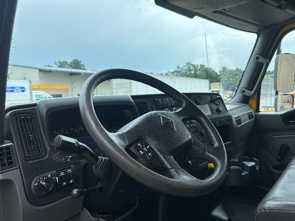 Medium Duty Box Truck-Light and Medium Duty Trucks-International-2020-MV607-Pensacola-FL-177,254\n\t\tmiles-$ 49,250 - Image 17
