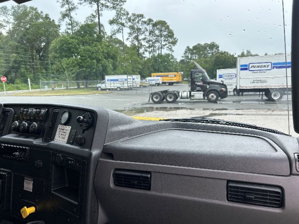 Medium Duty Box Truck-Light and Medium Duty Trucks-International-2020-MV607-Pensacola-FL-177,254\n\t\tmiles-$ 49,250 - Image 21
