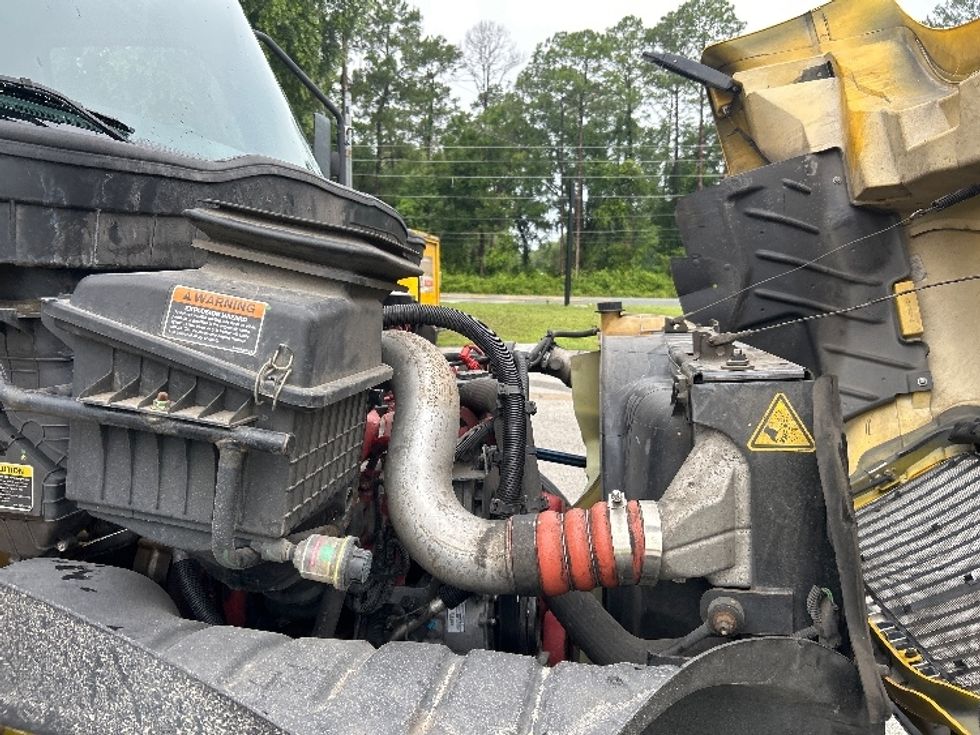 Medium Duty Box Truck-Light and Medium Duty Trucks-International-2020-MV607-Pensacola-FL-177,254\n\t\tmiles-$ 49,250 - Image 23