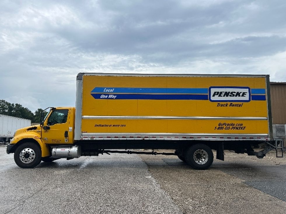 Medium Duty Box Truck-Light and Medium Duty Trucks-International-2020-MV607-Pensacola-FL-177,254\n\t\tmiles-$ 49,250 - Image 4