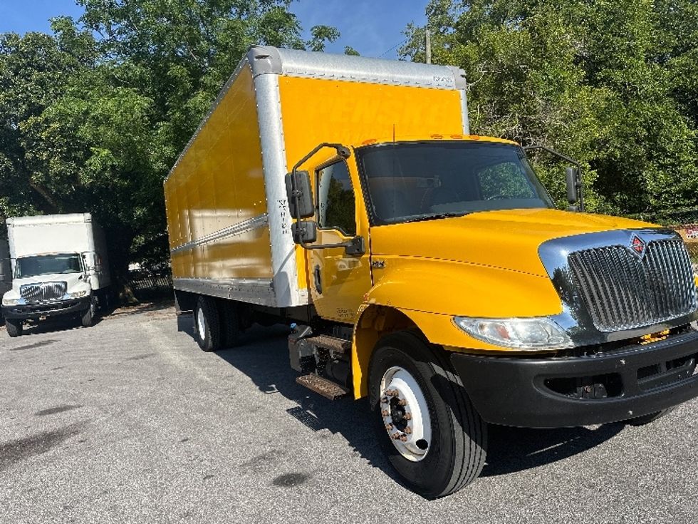 Used Medium Duty Box Trucks for Sale in FL Penske Used Trucks