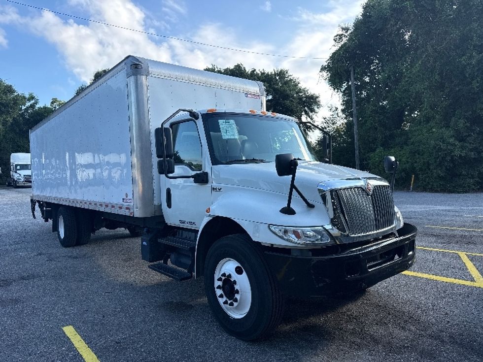 Medium Duty Box Truck-Light and Medium Duty Trucks-International-2020-MV607-Pensacola-FL-205,859\n\t\tmiles-$ 41,250 - Image 1