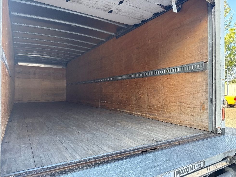 Medium Duty Box Truck-Light and Medium Duty Trucks-International-2020-MV607-Pensacola-FL-205,859\n\t\tmiles-$ 41,250 - Image 12
