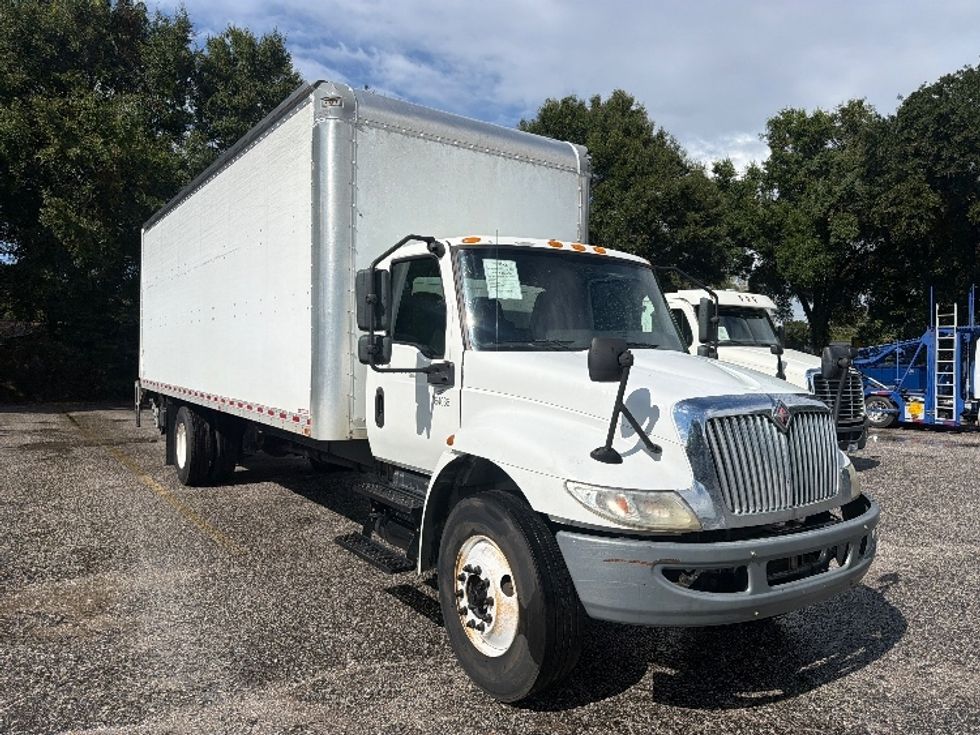 Medium Duty Box Truck-Light and Medium Duty Trucks-International-2020-MV607-Pensacola-FL-313,294\n\t\tmiles-$ 32,000 - Image 1
