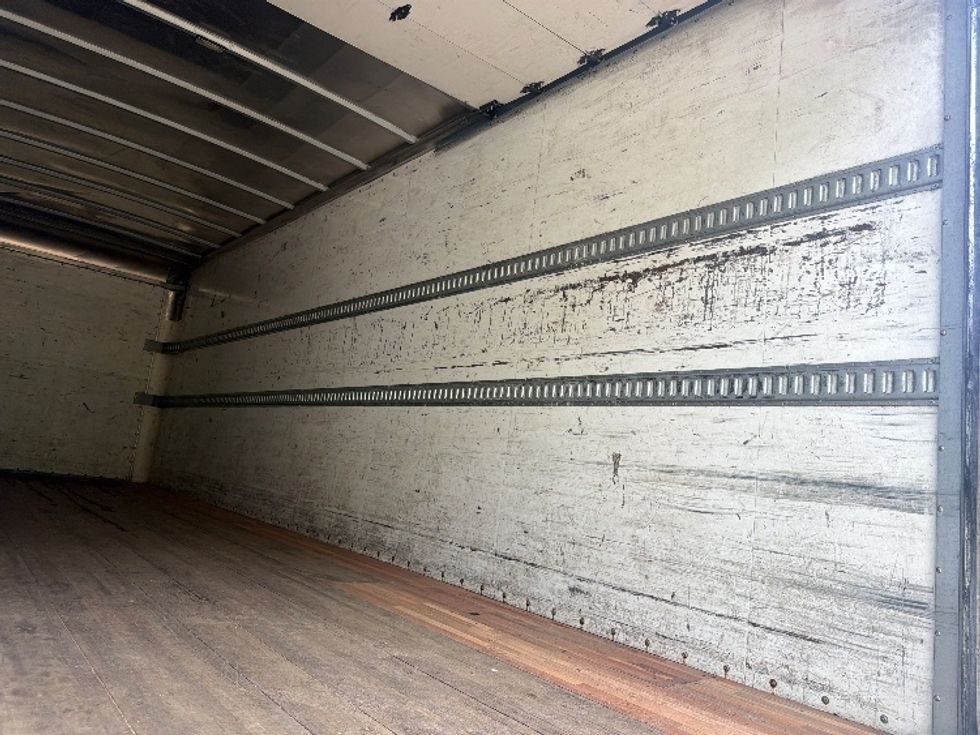 Medium Duty Box Truck-Light and Medium Duty Trucks-International-2020-MV607-Pensacola-FL-313,294\n\t\tmiles-$ 32,000 - Image 12