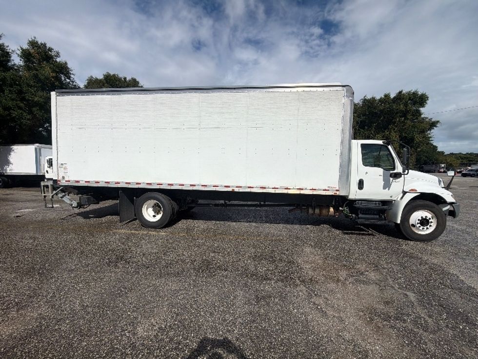Medium Duty Box Truck-Light and Medium Duty Trucks-International-2020-MV607-Pensacola-FL-313,294\n\t\tmiles-$ 32,000 - Image 15