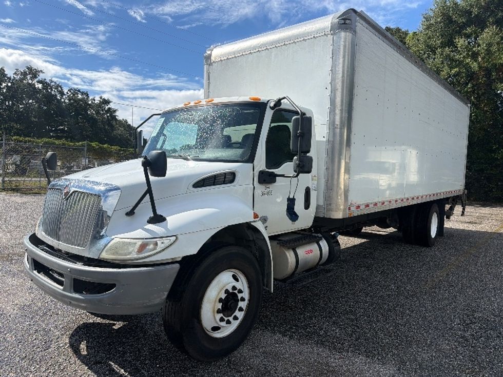 Medium Duty Box Truck-Light and Medium Duty Trucks-International-2020-MV607-Pensacola-FL-313,294\n\t\tmiles-$ 32,000 - Image 3