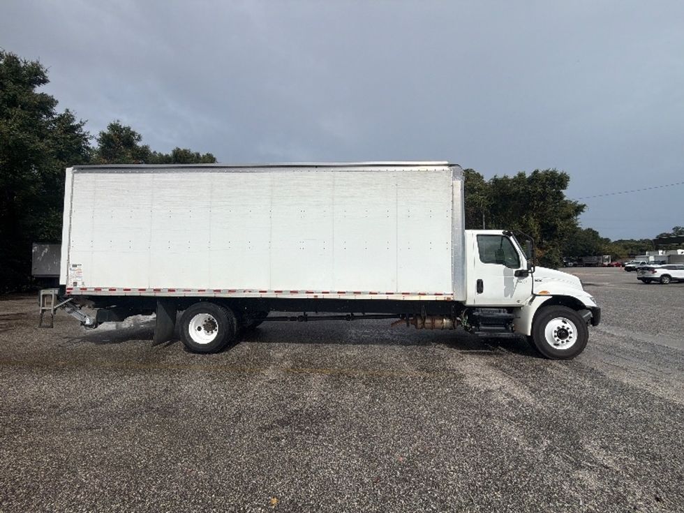 Medium Duty Box Truck-Light and Medium Duty Trucks-International-2020-MV607-Pensacola-FL-345,782\n\t\tmiles-$ 26,500 - Image 14