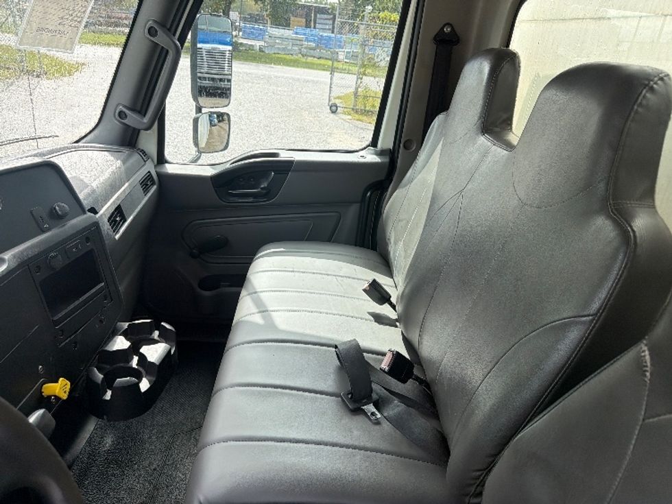 Medium Duty Box Truck-Light and Medium Duty Trucks-International-2020-MV607-Pensacola-FL-345,782\n\t\tmiles-$ 26,500 - Image 19