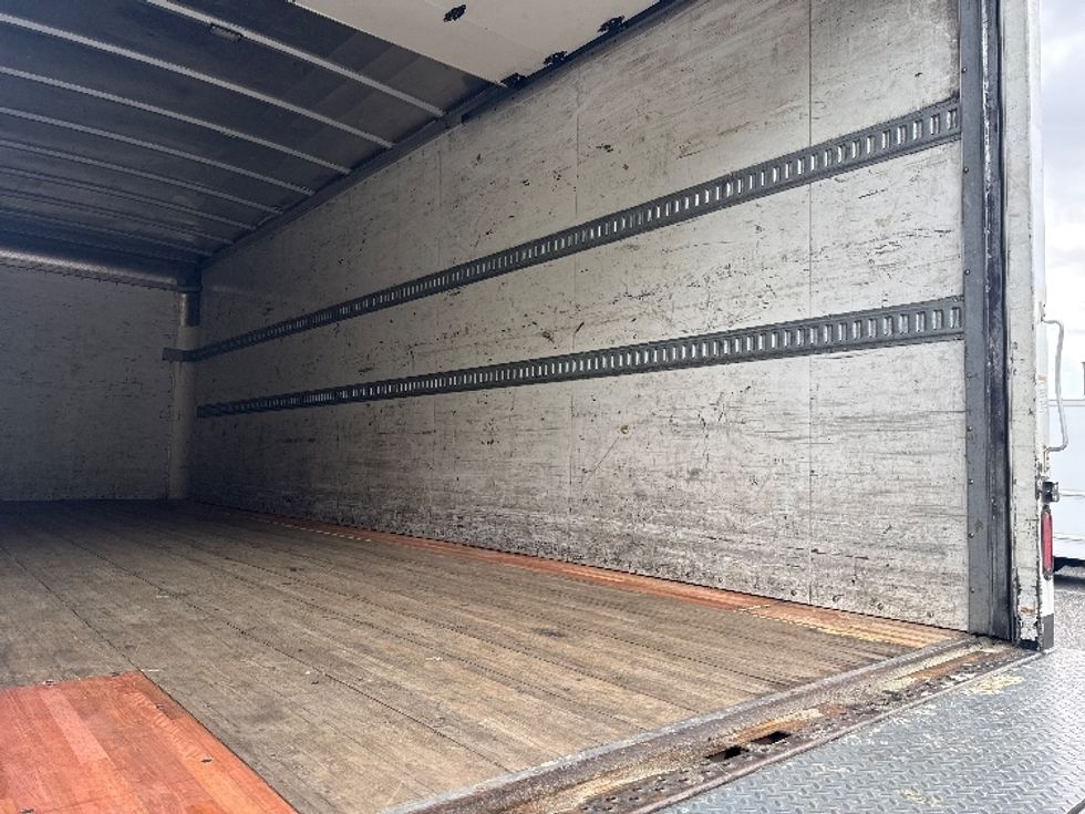Medium Duty Box Truck-Light and Medium Duty Trucks-International-2020-MV607-Pensacola-FL-406,518\n\t\tmiles-$ 23,000 - Image 12