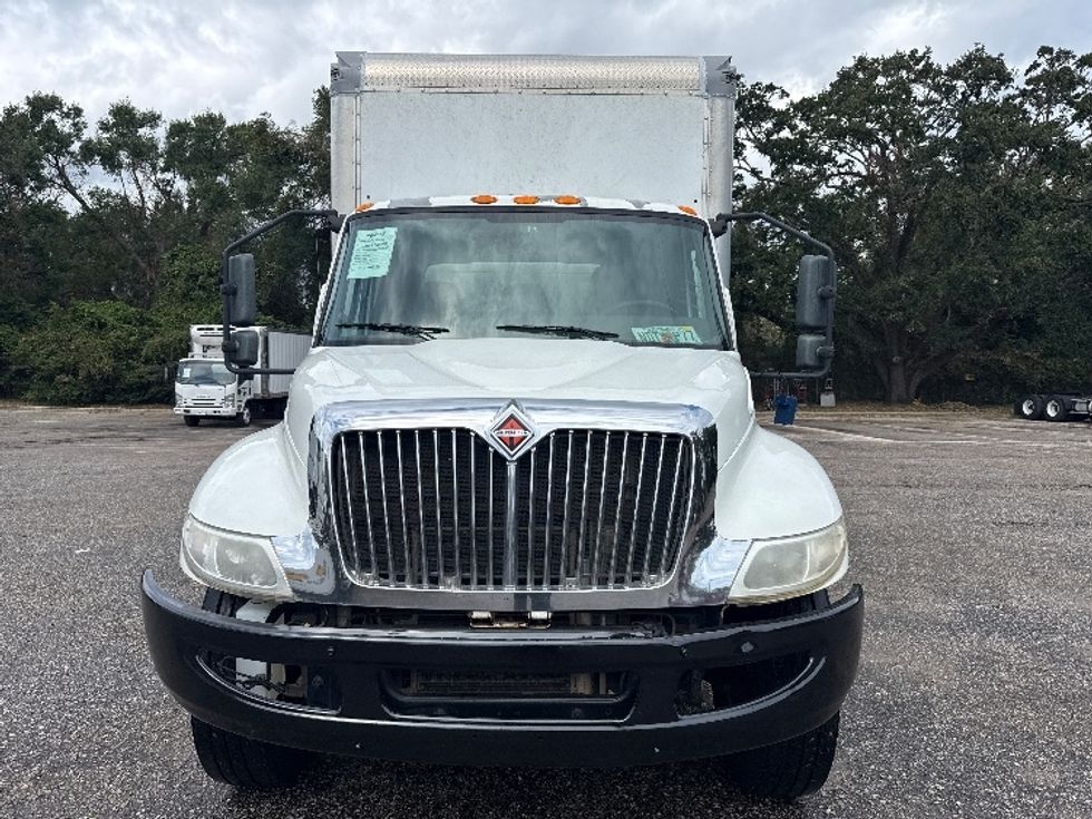 Medium Duty Box Truck-Light and Medium Duty Trucks-International-2020-MV607-Pensacola-FL-406,518\n\t\tmiles-$ 23,000 - Image 2