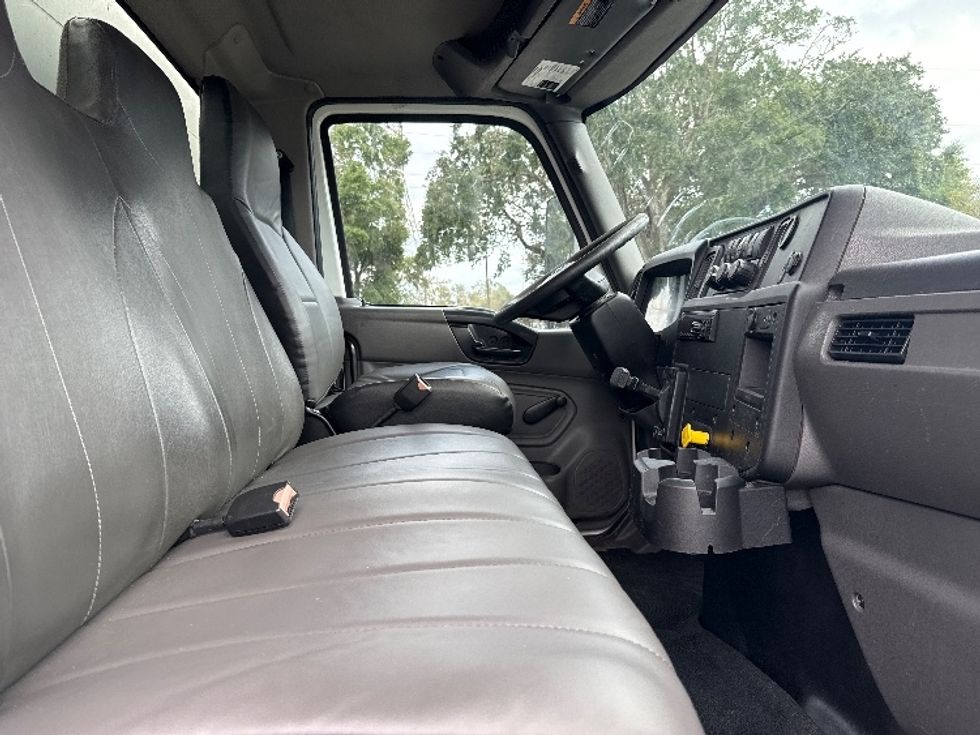 Medium Duty Box Truck-Light and Medium Duty Trucks-International-2020-MV607-Pensacola-FL-406,518\n\t\tmiles-$ 23,000 - Image 21