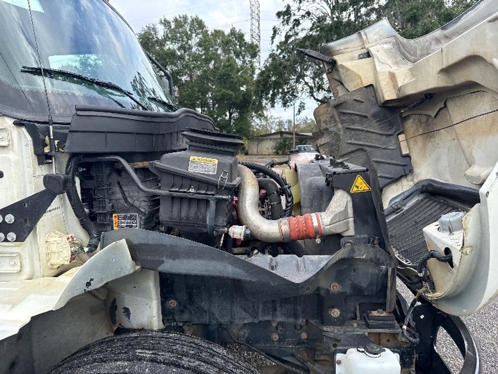 Medium Duty Box Truck-Light and Medium Duty Trucks-International-2020-MV607-Pensacola-FL-406,518\n\t\tmiles-$ 23,000 - Image 22