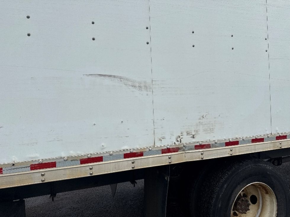 Medium Duty Box Truck-Light and Medium Duty Trucks-International-2020-MV607-Pensacola-FL-406,518\n\t\tmiles-$ 23,000 - Image 24