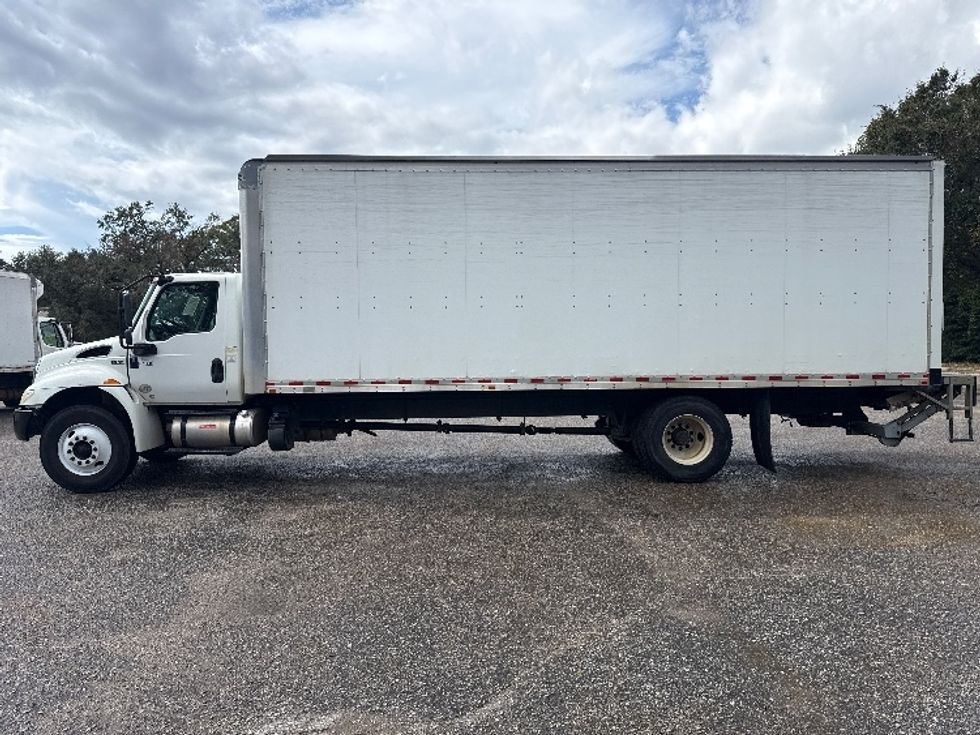Medium Duty Box Truck-Light and Medium Duty Trucks-International-2020-MV607-Pensacola-FL-406,518\n\t\tmiles-$ 23,000 - Image 4