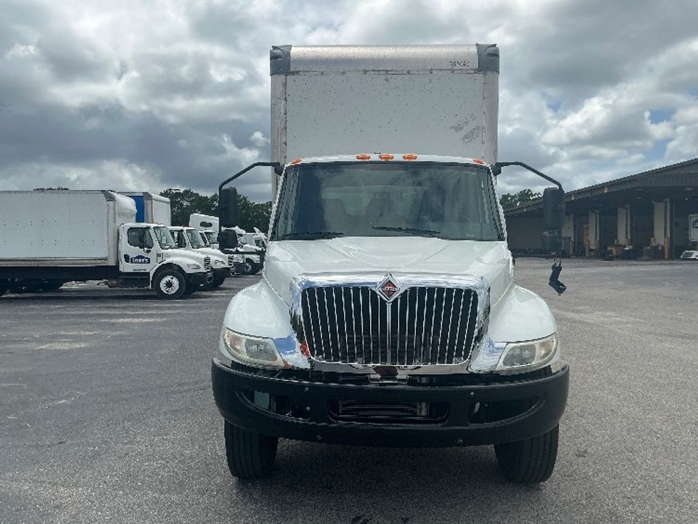Medium Duty Box Truck-Light and Medium Duty Trucks-International-2020-MV607-Pensacola-FL-95,007\n\t\tmiles-$ 60,750 - Image 2